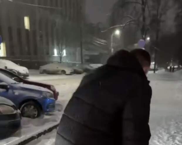 В Удмуртии мужчина зверски избил юношу за то, что тот носил шубу