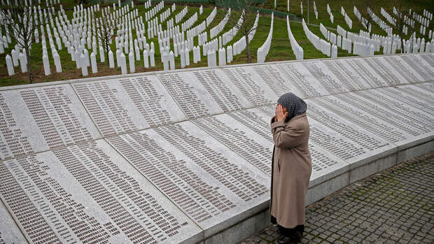 Вучич опасается, что создание дня памяти геноцида в Сребренице вызовет распад РС