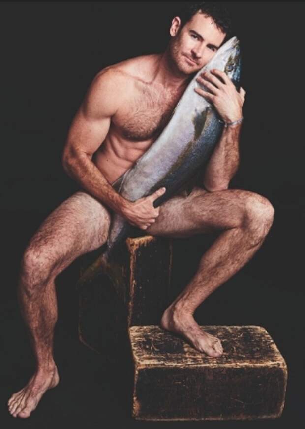 Бен Лоусон ynews, голые активисты, животные, знаменитости, интересное, рыбки, фото