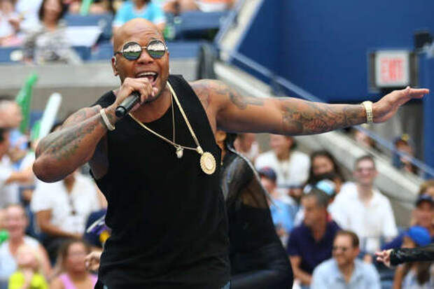 Рэпер Flo Rida перенес тур по России на май из-за событий на Ближнем Востоке