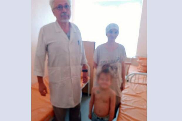 В Липецкой области 4-летняя девочка получила тяжёлые ожоги от борщевика