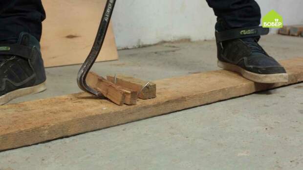 Фальшторшер из старой доски