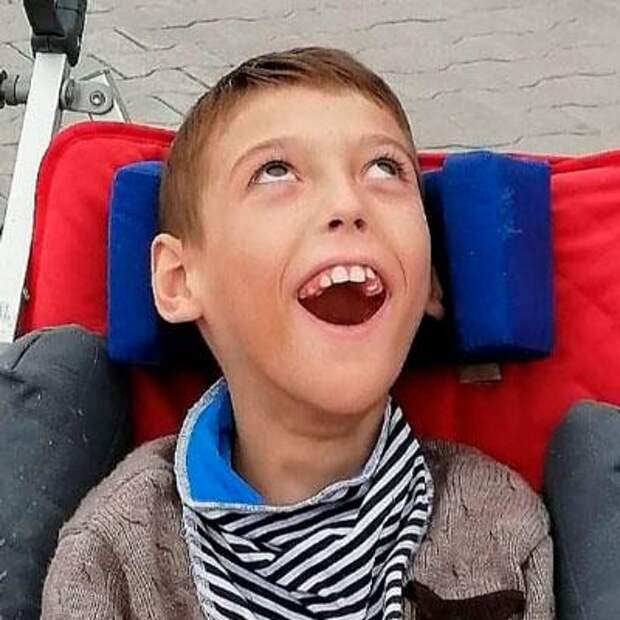 Федя Казаков, 9 лет, детский церебральный паралич, требуется лечение, 197 498 ₽