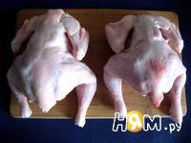 Приготовление цыплят с грибами в сливках: шаг 1