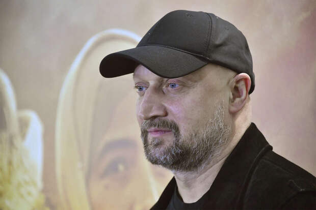 Режиссер Владимир Котт похвалил Куценко за прыжок в холодную воду на съемках