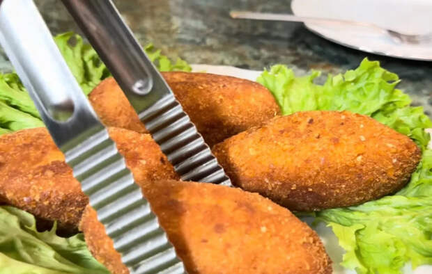 Куриные котлеты с грибами и сыром: мой рецепт сочной начинки в хрустящей панировке