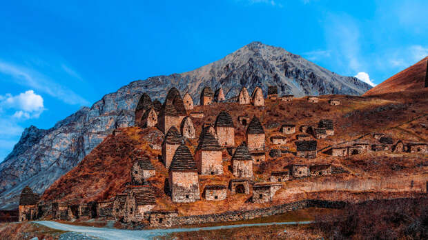 14 самых невероятных мест в России