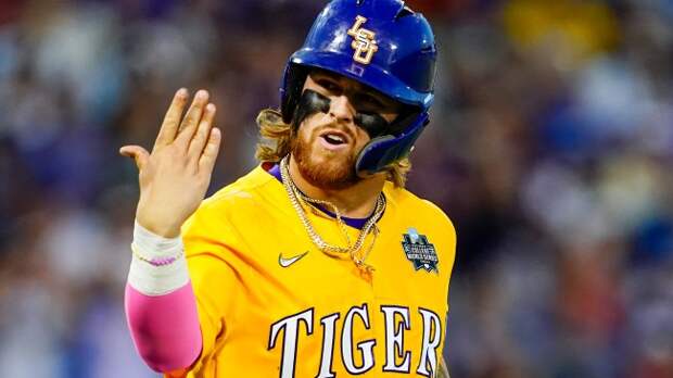 LSU baseball player Tommy White