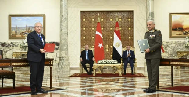 Турецкий режим и Египет наращивают военное присутствие в Сомали