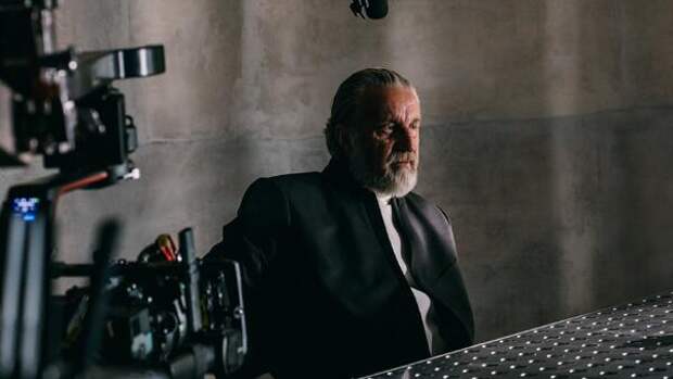 Леонид Ярмольник на эксклюзивных кадрах со съемок сериала по роману братьев Стругацких