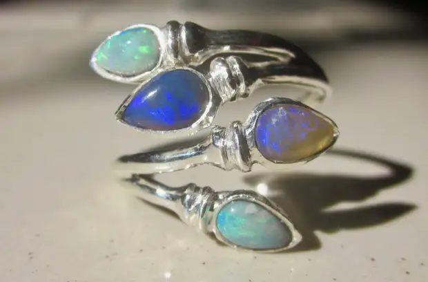 image-opal-ring