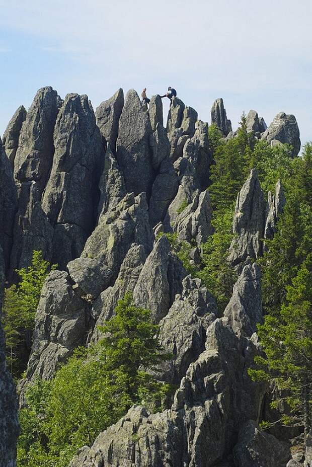 Скалы. Национальный парк Таганай. Фото