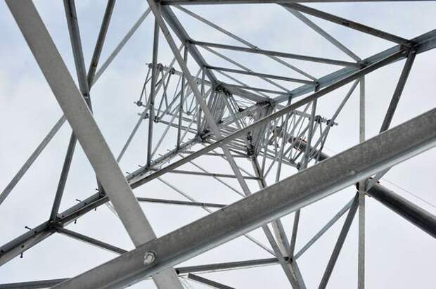 Энергетики Ленобласти начали рейды против незаконных линий связи на ЛЭП