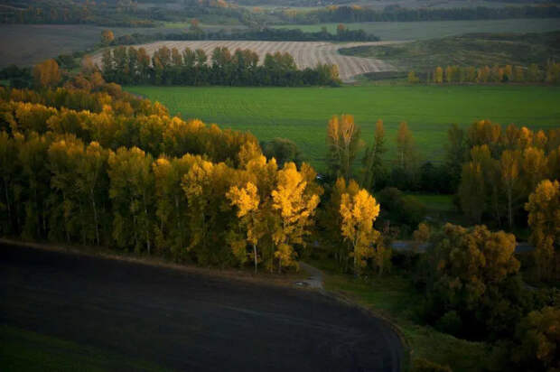 Осень в горах Казахстана с высоты птичьего полета