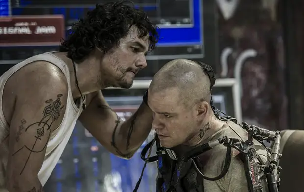 «Искусство должно оставаться в стороне от политики»: Вагнер Моура о режиссуре, истории и гражданской позиции