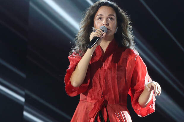 «Мне очень плохо»: певица Слава сообщила о серьезных проблемах в личной жизни