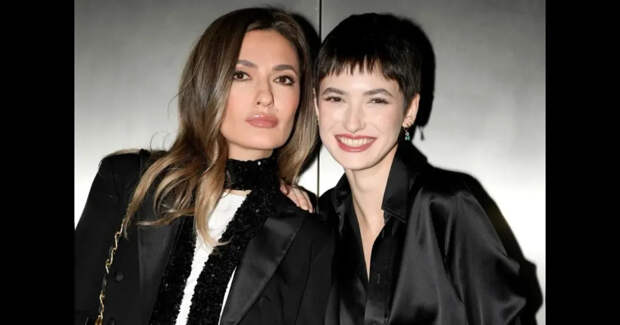 Снежанна Георгиева снялась в новой фотосессии вместе с дочерью