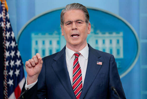 В США сравнили смягчение санкций против России с предотвращением конца света