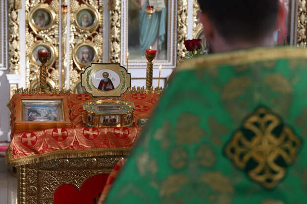 Впервые за 30 лет храму мученицы Татианы при МГУ поставили ограничения на выход с Крестным ходом