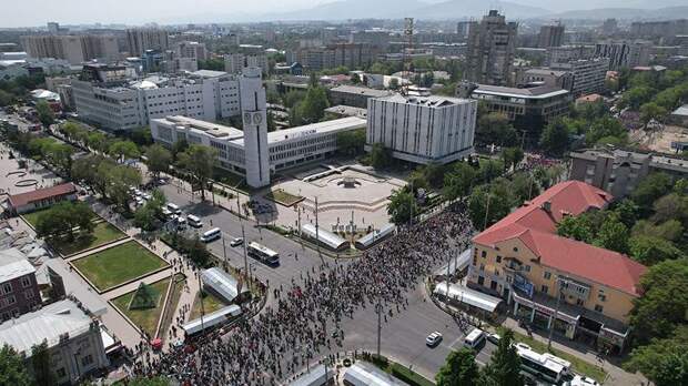 В Киргизии отменили шествие «Бессмертного полка» в целях безопасности
