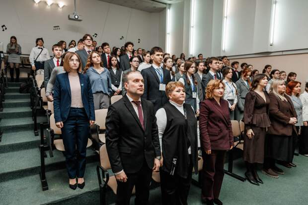 В Центре одарённых детей провели карьерный урок по госслужбе