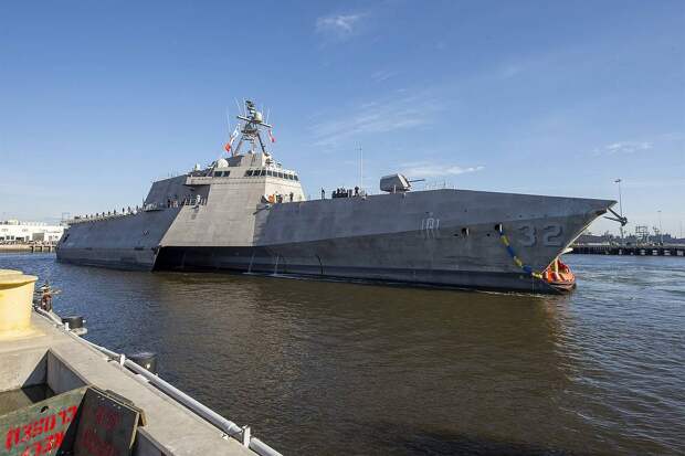 США объяснили побег американских кораблей из Персидского залива