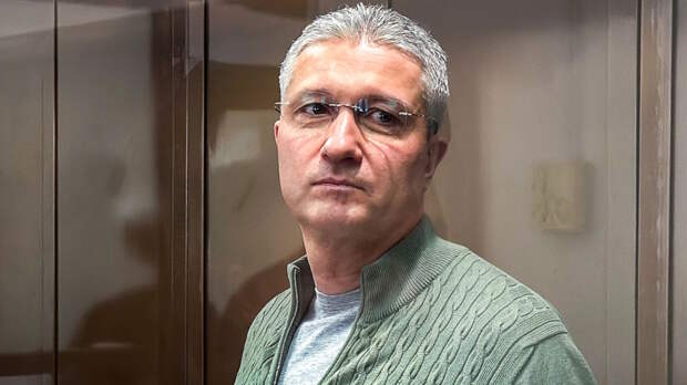 Арест бывшего замминистра обороны Иванова и бизнесмена Фомина продлили