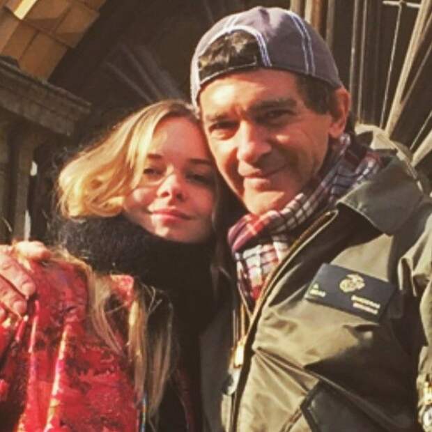 Дочь Антонио Бандераса выросла и стала копией знаменитой бабушки