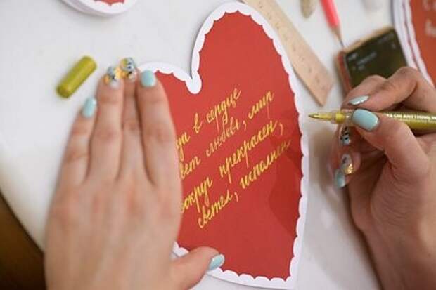 Как празднуют День святого Валентина в России и США: взгляд российской блогерши