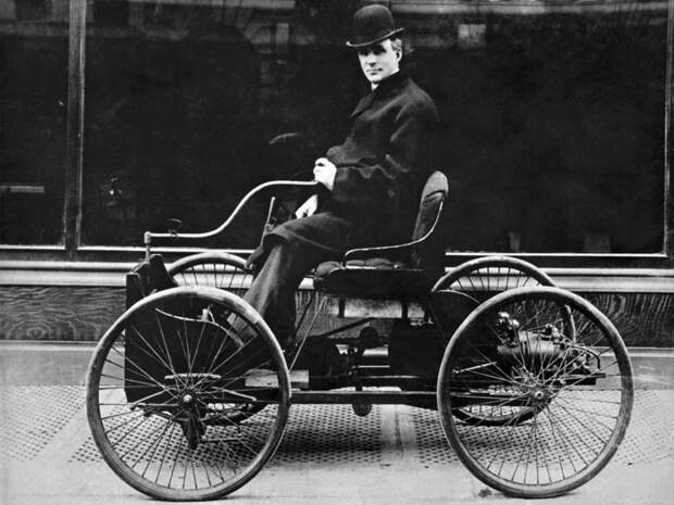 Генри Форд за рулем Quadricycle — своего первого автомобиля (1896) ford, Генри Форд, авто, автоистория, автомобили, компания ford, ретро авто