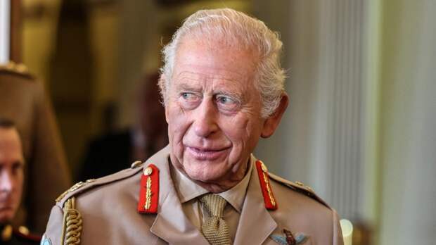 Карл III больше не будет участвовать в парадах верхом, заявили в Великобритании