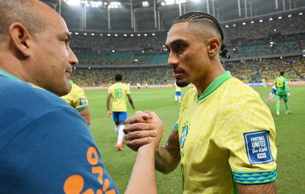 Рафинью из-за дискомфорта заменили на игрока «Зенита» в перерыве матча Бразилия — Франция