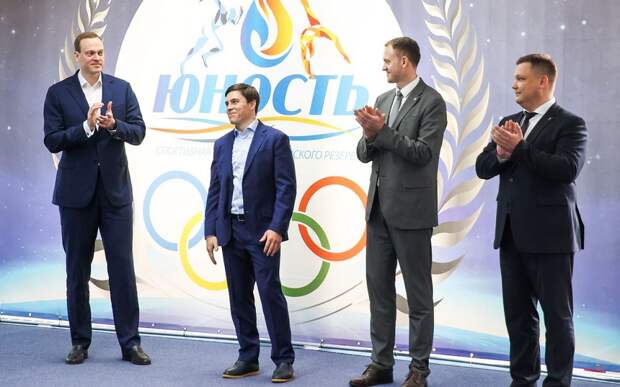 В манеже «Юность» открыли обновленный зал спортивной гимнастики