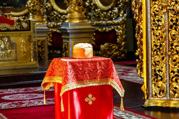 Пасха-2026: Почему даже атеисты красят яйца, а либералы пекут куличи — главный русский код, который не сломать