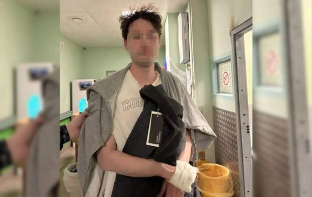 Мужчина съел стекло от разбитого бокала и напал на сотрудников скорой помощи