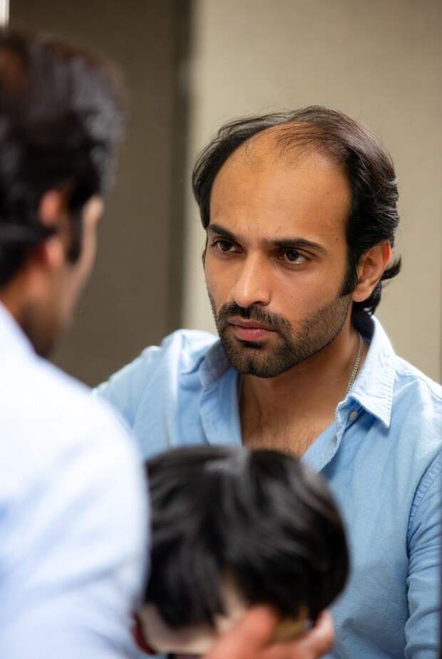 Брак на честном волосе: как мужик скрыл лысину ради свадьбы