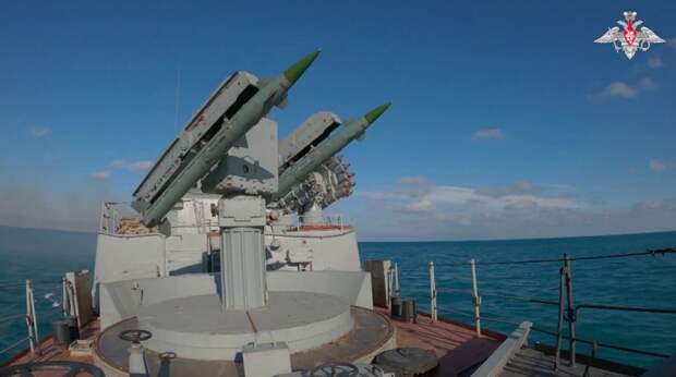 Над Крымом сбили пять ракет ATACMS