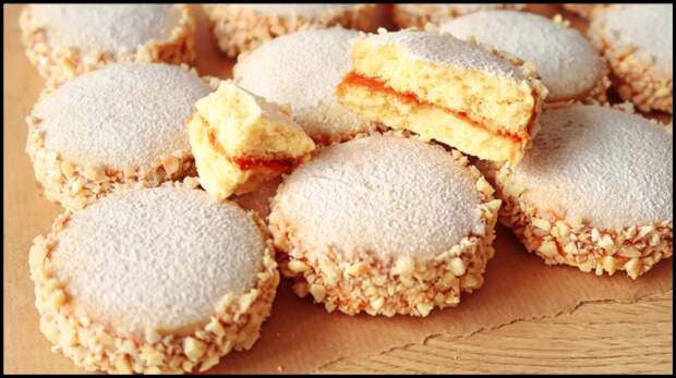 Нежное, воздушное "Двойное" печенье со сгущенкой - рецепт из любимой кондитерской!