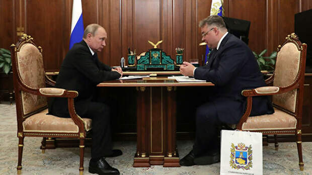 Президент Владимир Путин встретился с губернатором Ставропольского края Владимиром Владимировым. 7 августа 2019 Президент Владимир Путин встретился с губернатором Ставропольского края Владимиром Владимировым. 7 августа 2019