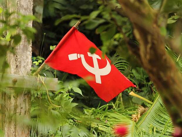 Коммунистический флаг в Коттаяме, Керала