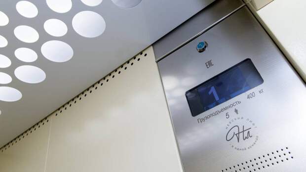 Два человека стали жертвами падения лифта в «Президент-Отеле» в Москве