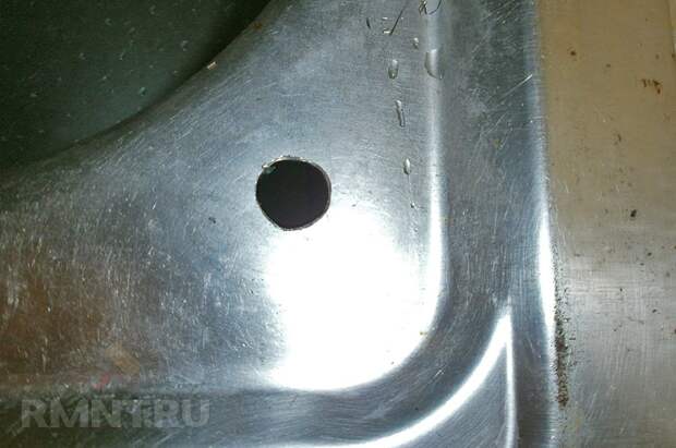 Установка фильтра питьевой воды с обратным осмосом