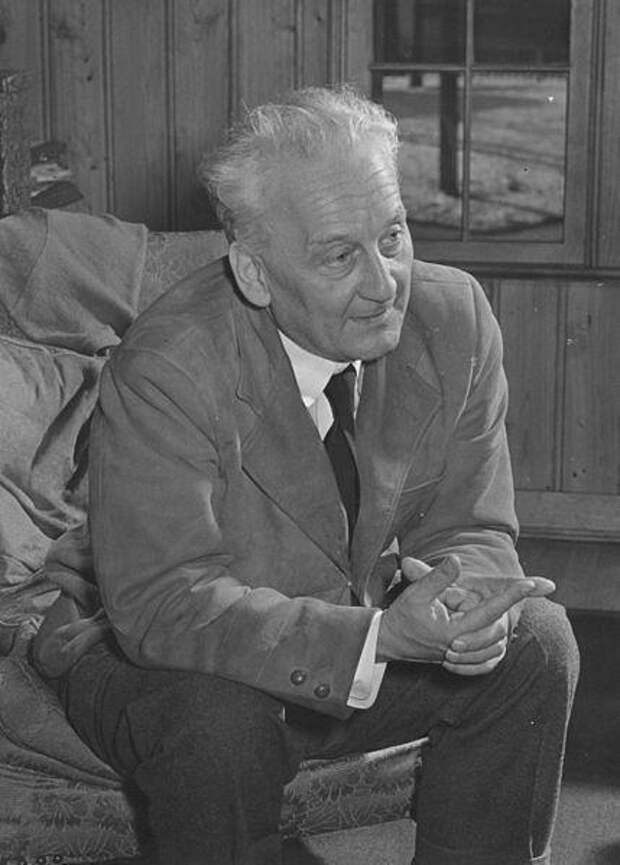 Десять лет истории науки: Альберт Сент-Дьердьи. В науку не с того конца