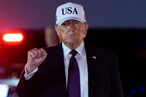 Трамп заявил, что США открывают Ормузский пролив для судоходства