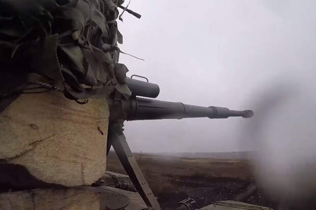 Командование уничтожает собственных военнослужащих на поле боя