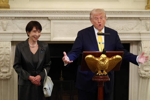 Встречу Трампа с японским премьером назвали позором