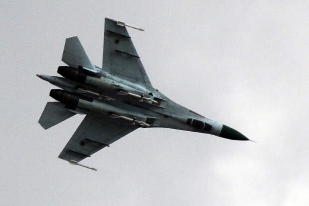 Минобороны РФ заявило, что средства ПВО сбили самолет Су-27 ВСУ
