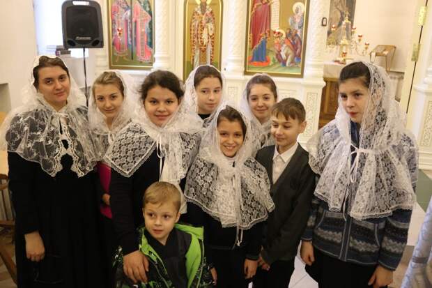 Учащиеся воскресной школы при храме Святого Андрея Боголюбского/Предоставлено иереем Кириллом Краевым