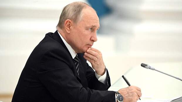 Путин предложил обсудить задачи ТЭК на среднесрочную перспективу