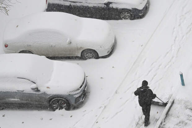 Россиян предупредили о наказании за засыпанные снегом дворы